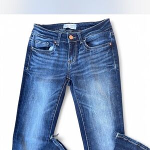 BKE Buckle Stella low rise boot cut jeans size 26 X 33 1/2